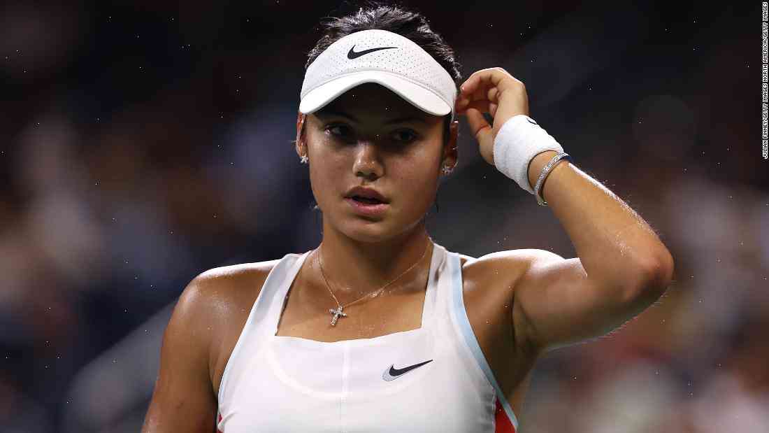 Emma Radulescu and Naomi Osaka will play to defend their US Open title in Flushing Meadows